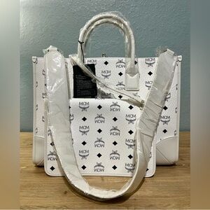 MCM White Tote/Crossbody Bag, Retail $990, NWT, 2 piece Set, Great Gift🔥
